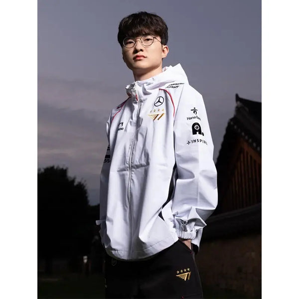 T1 League of Legends 2024 Jacket – Trendy White Esports Coat