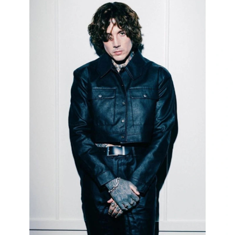 British-Singer-Oliver-Sykes-
