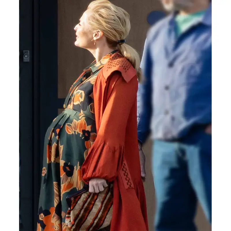 jean milburn orange dress i don't habe any better photos than this unfortunately but can anyone help me find the dress Jean Milburn (Gillian Anderson) is wearing in season 3 episode 4 of sex education, the