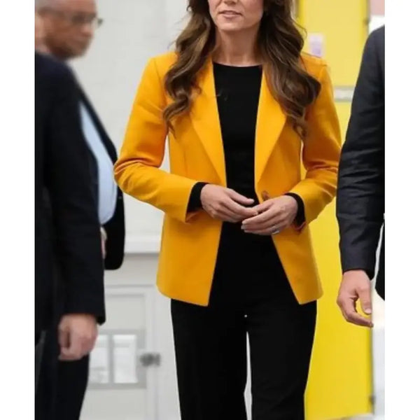 Kate-Middleton-Yellow-Blazer