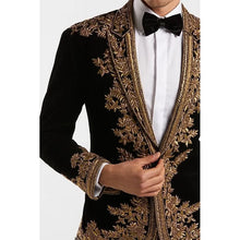 Men-Black_Velvet-Hand-Embroidered-Blazer