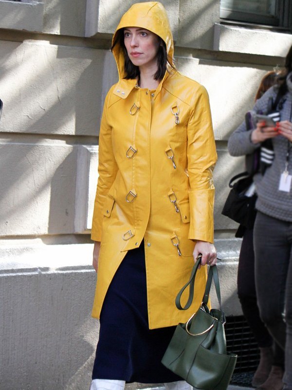 A Rainy Day In New York Elle Fanning Coat